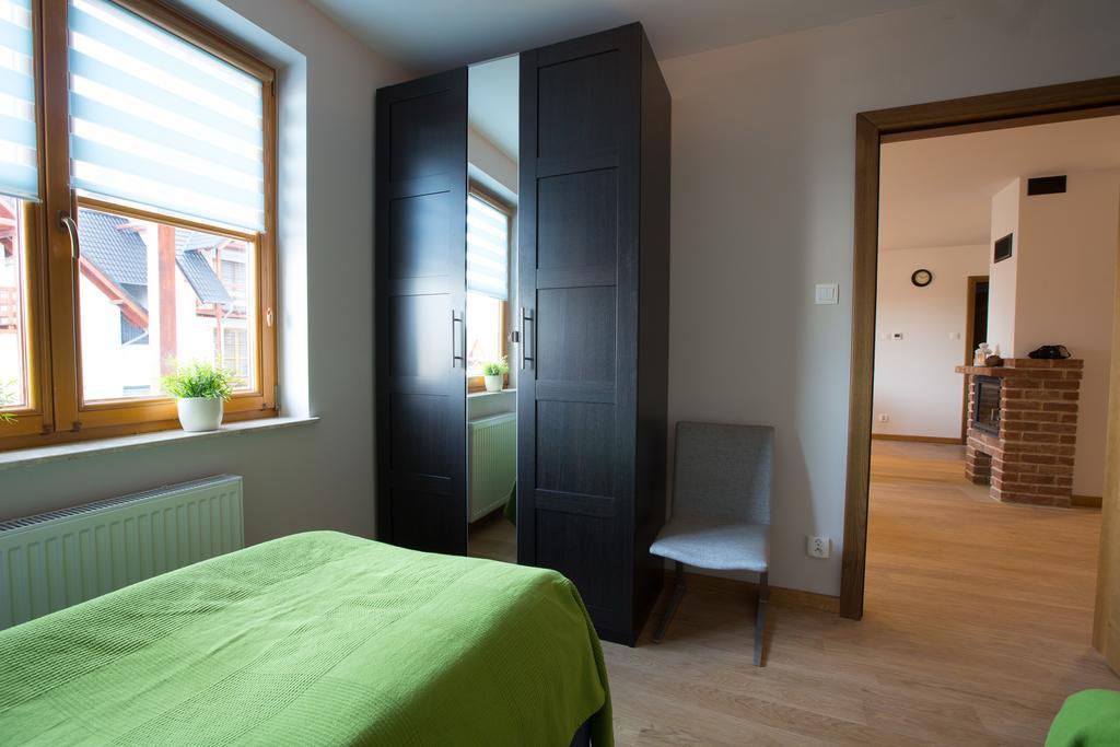 קרפאז' "Rodzinny Apartament Pod Sniezka 2" Na Osiedlu "Apartamenty Pod Sniezka" חדר תמונה