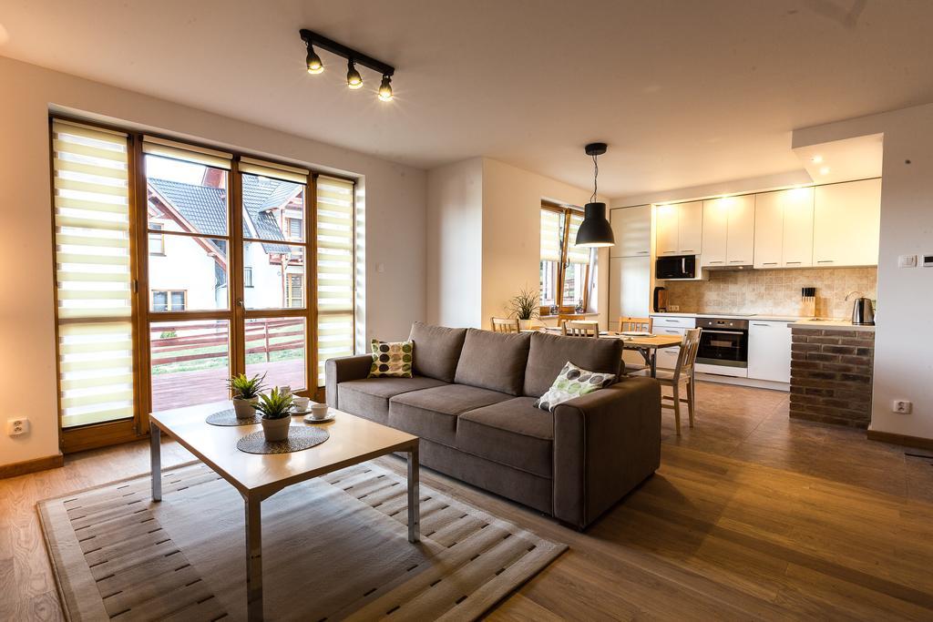 קרפאז' "Rodzinny Apartament Pod Sniezka 2" Na Osiedlu "Apartamenty Pod Sniezka" מראה חיצוני תמונה